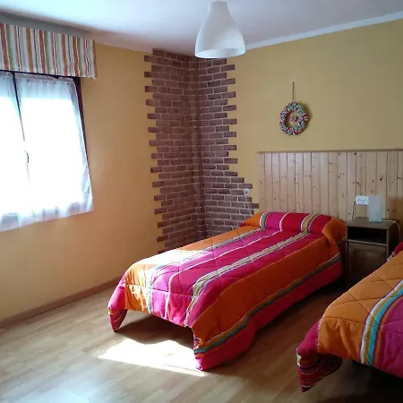 Pisos De Pin Apartment